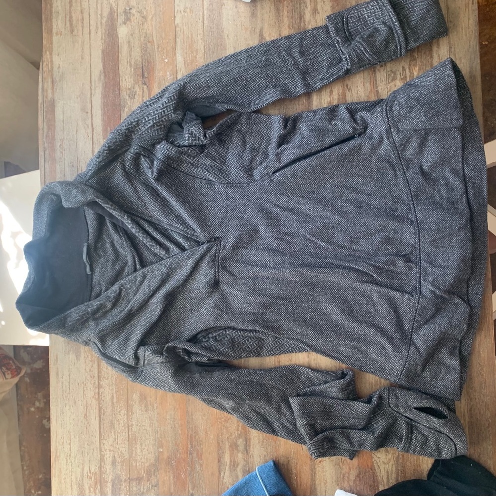 COPY - LULULEMON 1/4 Zip jacket!